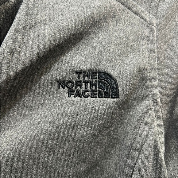 The North Face Charcoal Quarter-Zip Top - Picture 2 of 8